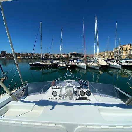 Yacht She's Mine * Catania